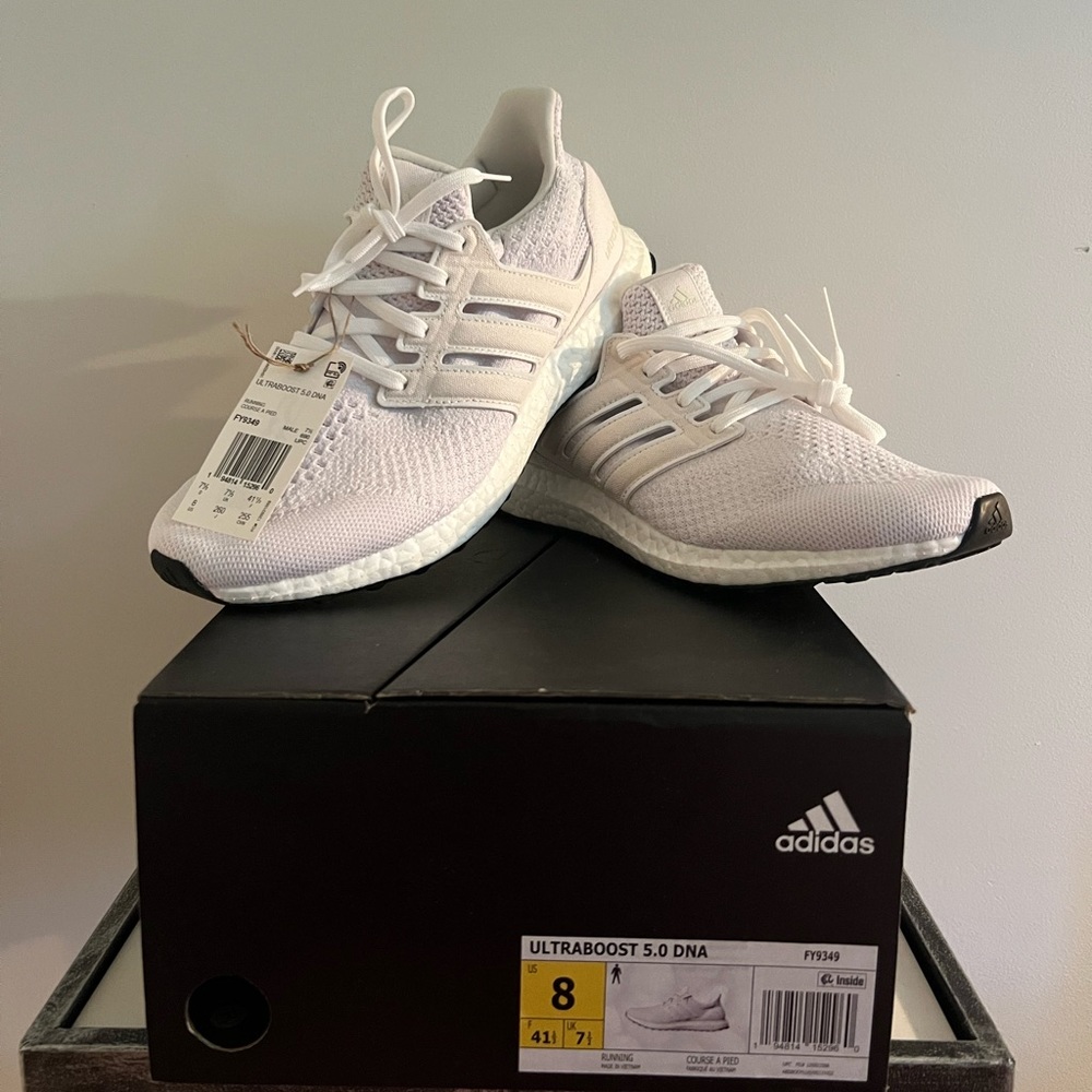 adidas ultra boost 5.0 dna MALE - color: white - size: 8 us
